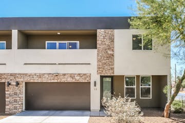 2000 N 36th Street Unit 15 Phoenix, AZ 85008